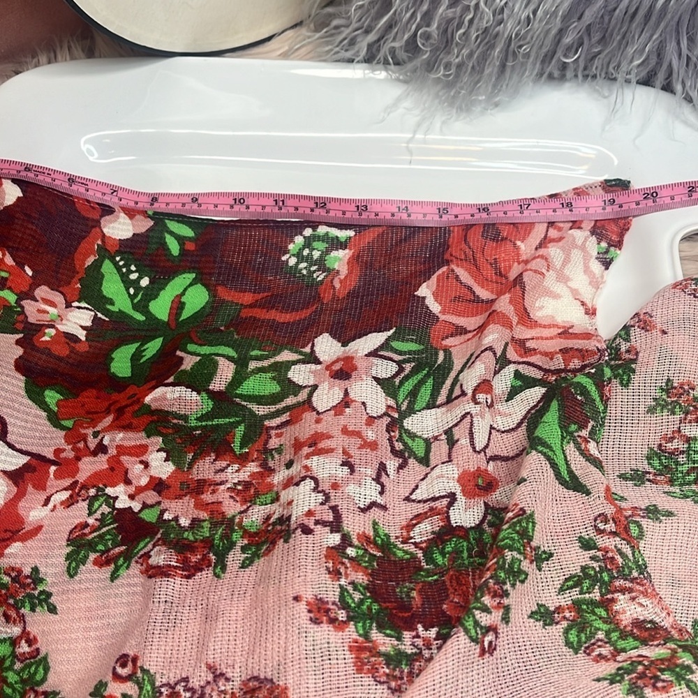 BETSEY JOHNSON PINK & RED ROSE FLORAL SCARF - Picture 3 of 4